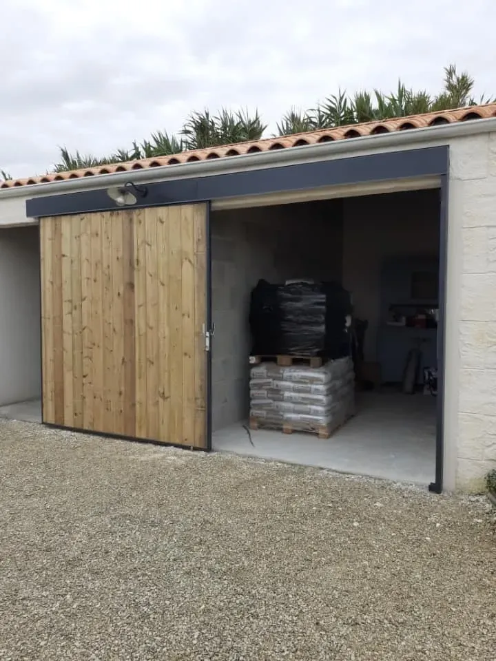 Fabrication porte coulissante acier galvaniséwebp