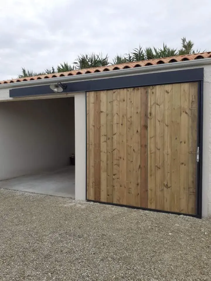 Fabrication porte coulissante acier galvaniséwebp